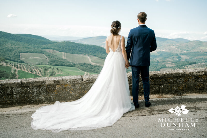tuscany_italy_destination_wedding_Cape_cod_photographer_Michelle_dunham_photography_01.jpg